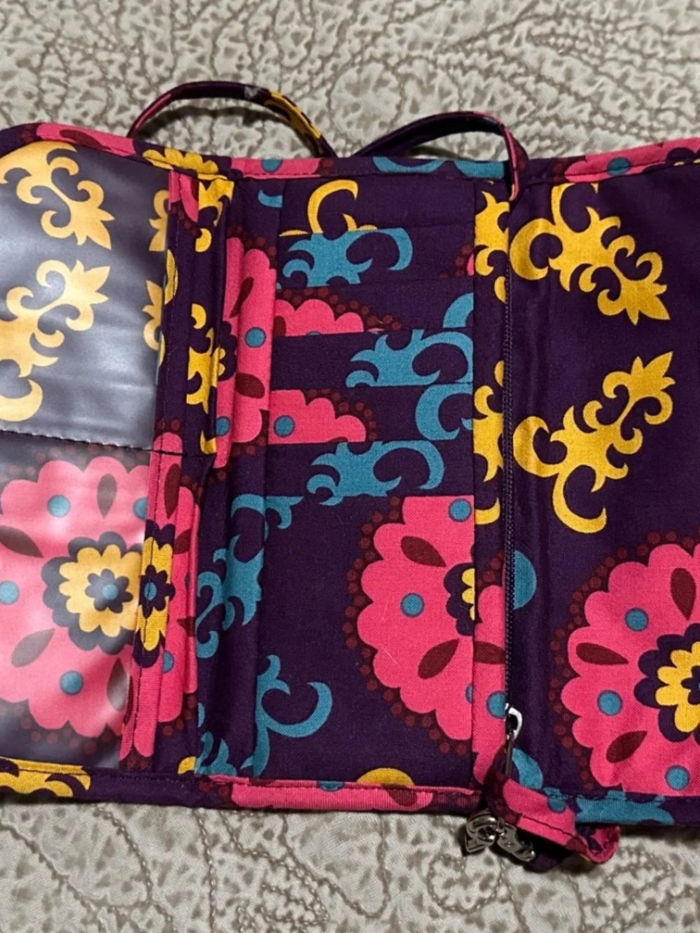 Patterned wristlet/wallet